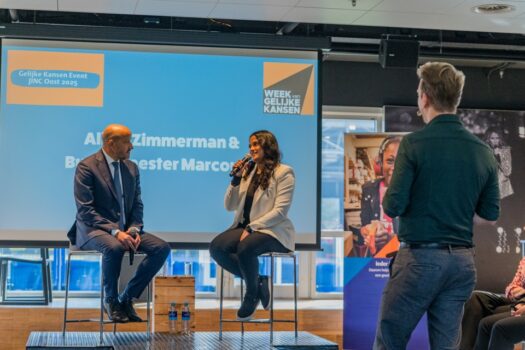 Alicia en burgemeester Marcouch herenigd tijdens Gelijke Kansen Event van JINC