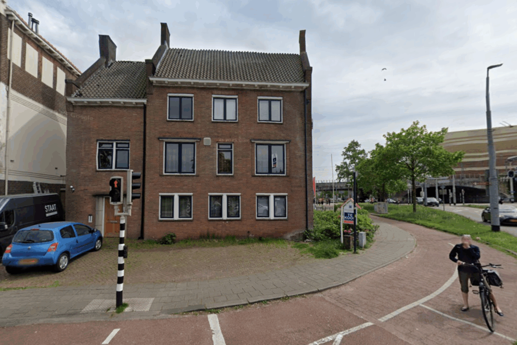 Kantoorvilla van ca. 350 m² aan Sonsbeekweg aangekocht