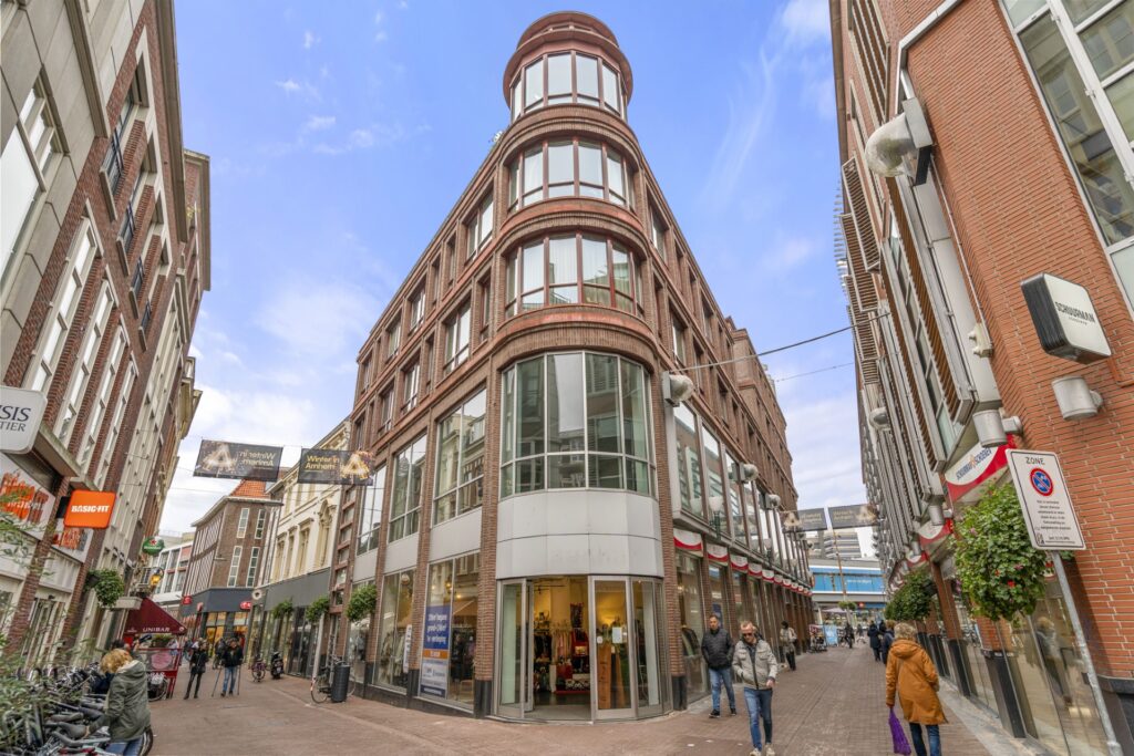 Nieuwe Duitse kledingformule voor Musiskwartier